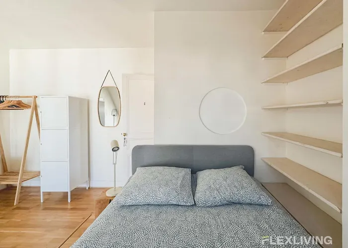 Flexliving - Whole Flat - Bausset Апартаменты *