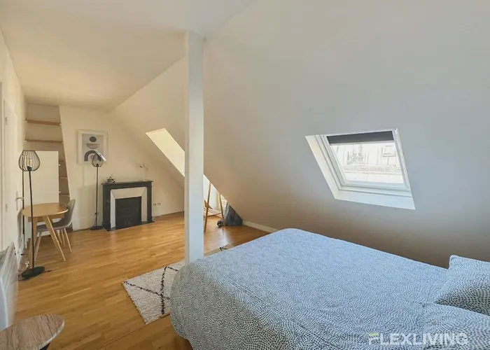 Апартаменты Flexliving - Whole Flat - Bausset Париж
