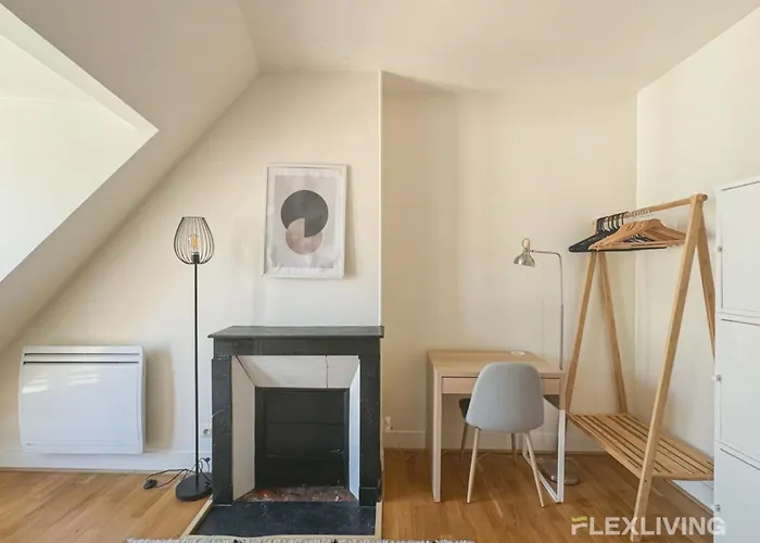 Апартаменты Flexliving - Whole Flat - Bausset Париж