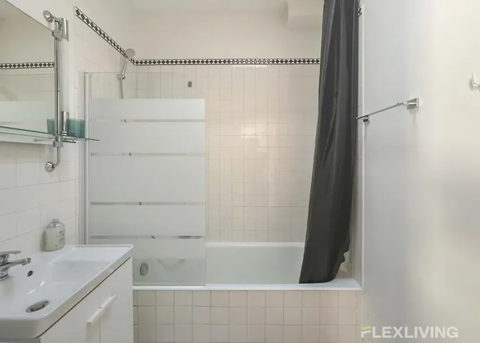 Flexliving - Whole Flat - Bausset *