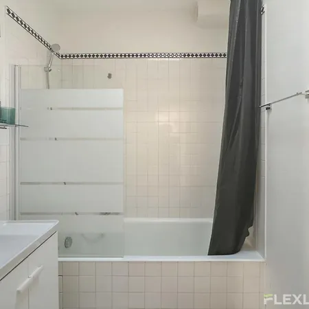 Flexliving - Whole Flat - Bausset Apartamento París